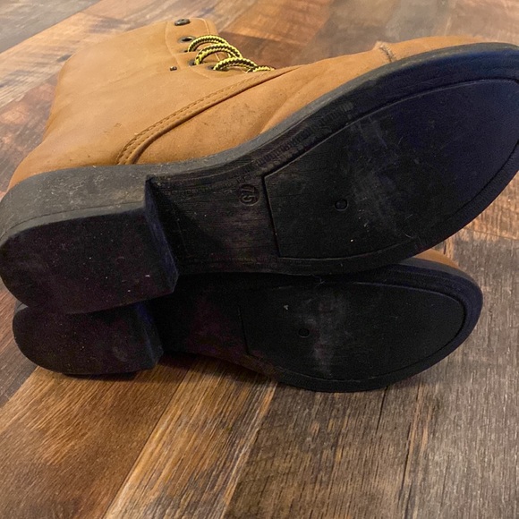 Brown boots with fur lining size 7.5 - Picture 2 of 3